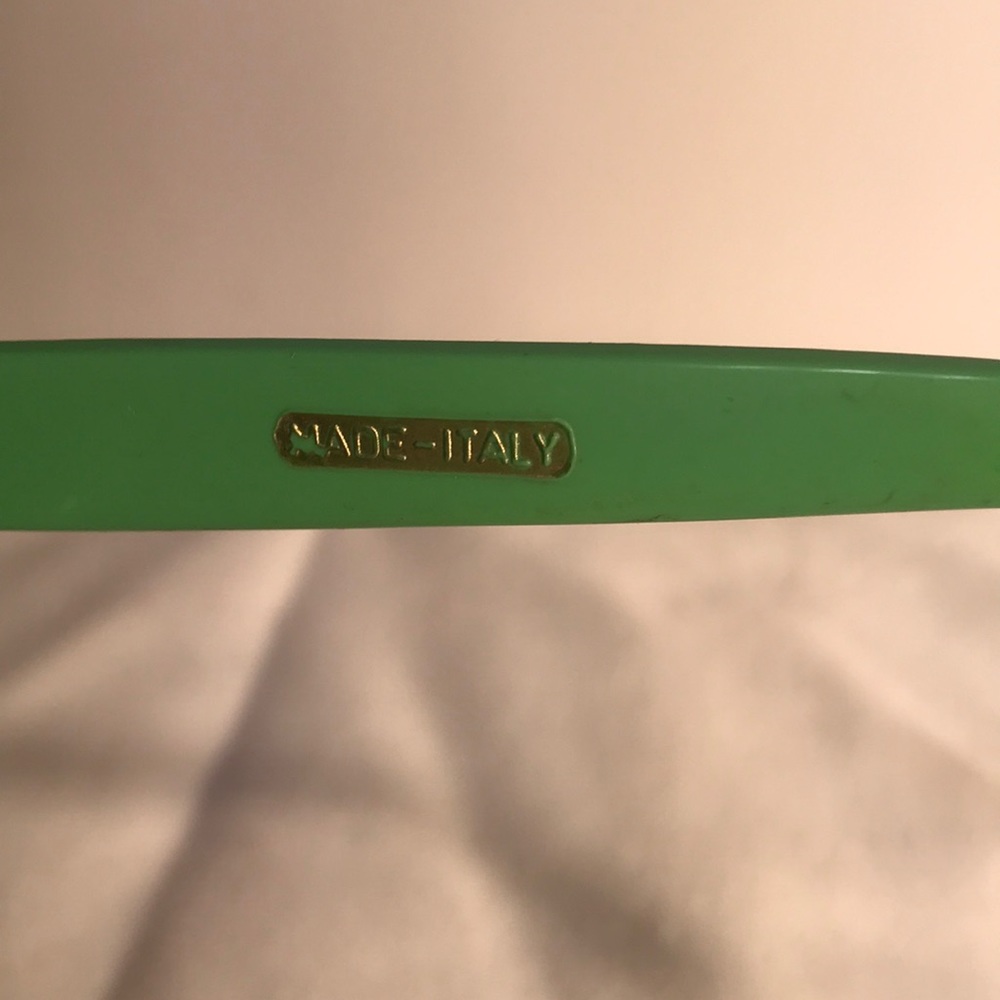 VINTAGE ITALIAN SUNGLASSES, MINT GREEN PLASTIC - Picture 3 of 4